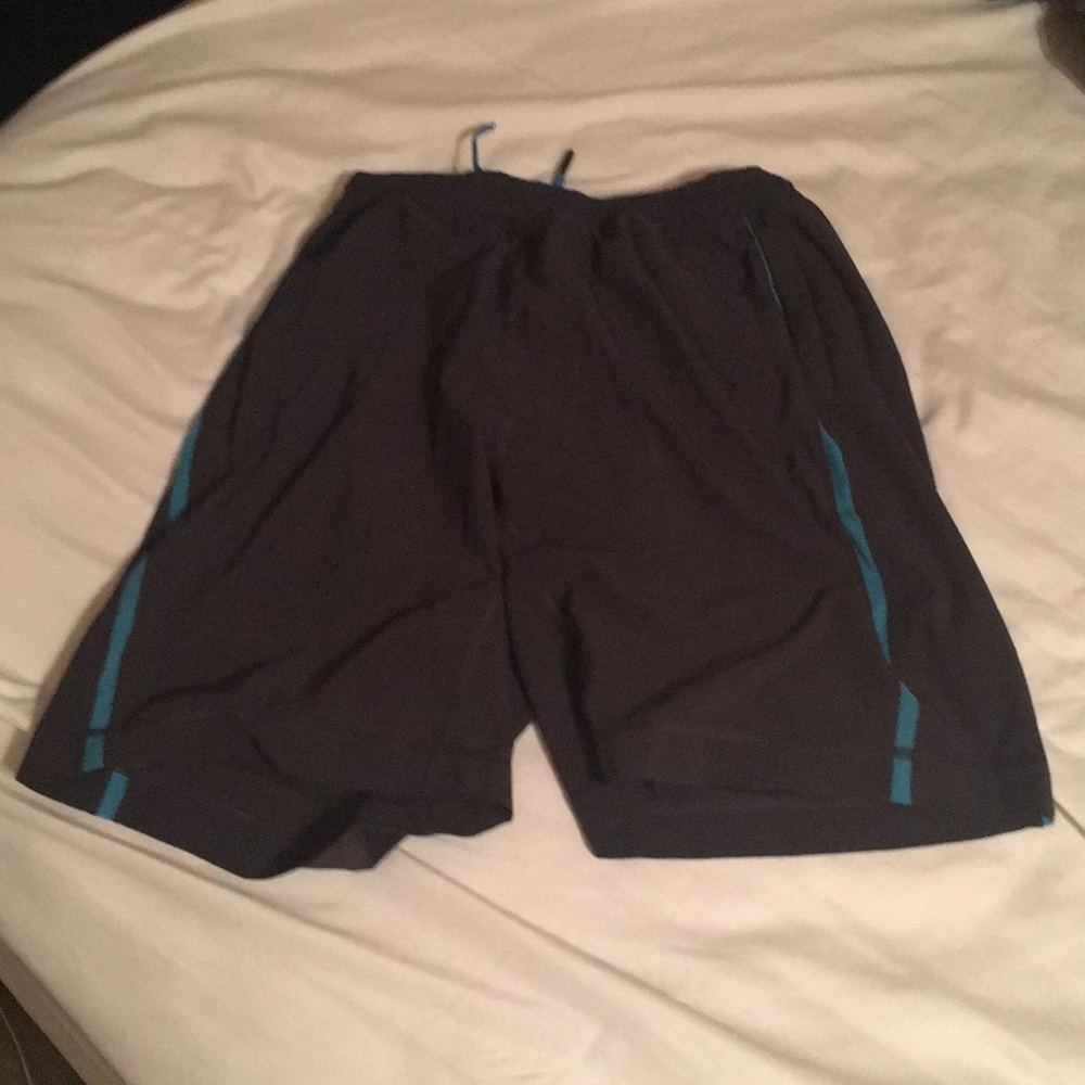 Lululemon pacebreaker Shorts